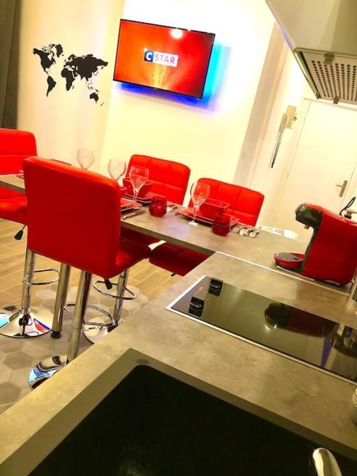 Le Led Room,Centre Ville Place De Parking Gratuite 桑斯 外观 照片