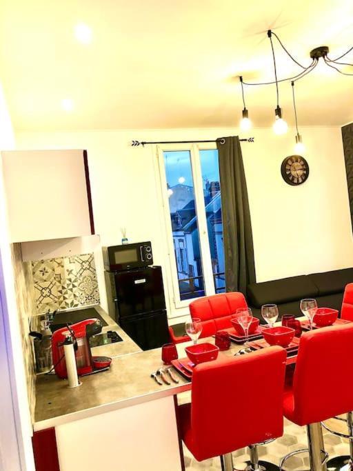 Le Led Room,Centre Ville Place De Parking Gratuite 桑斯 外观 照片